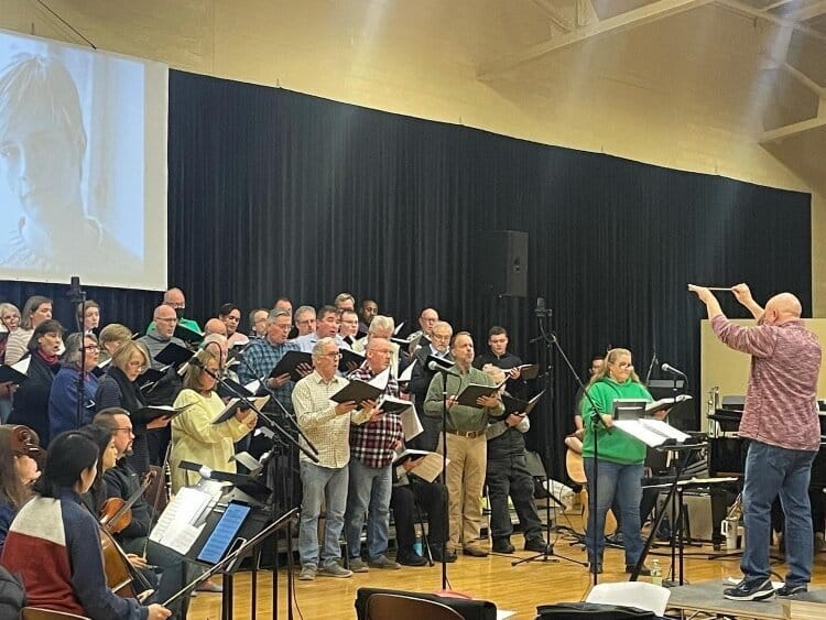 5 Lakeshore nonprofits to share $100K for arts, wellness projects